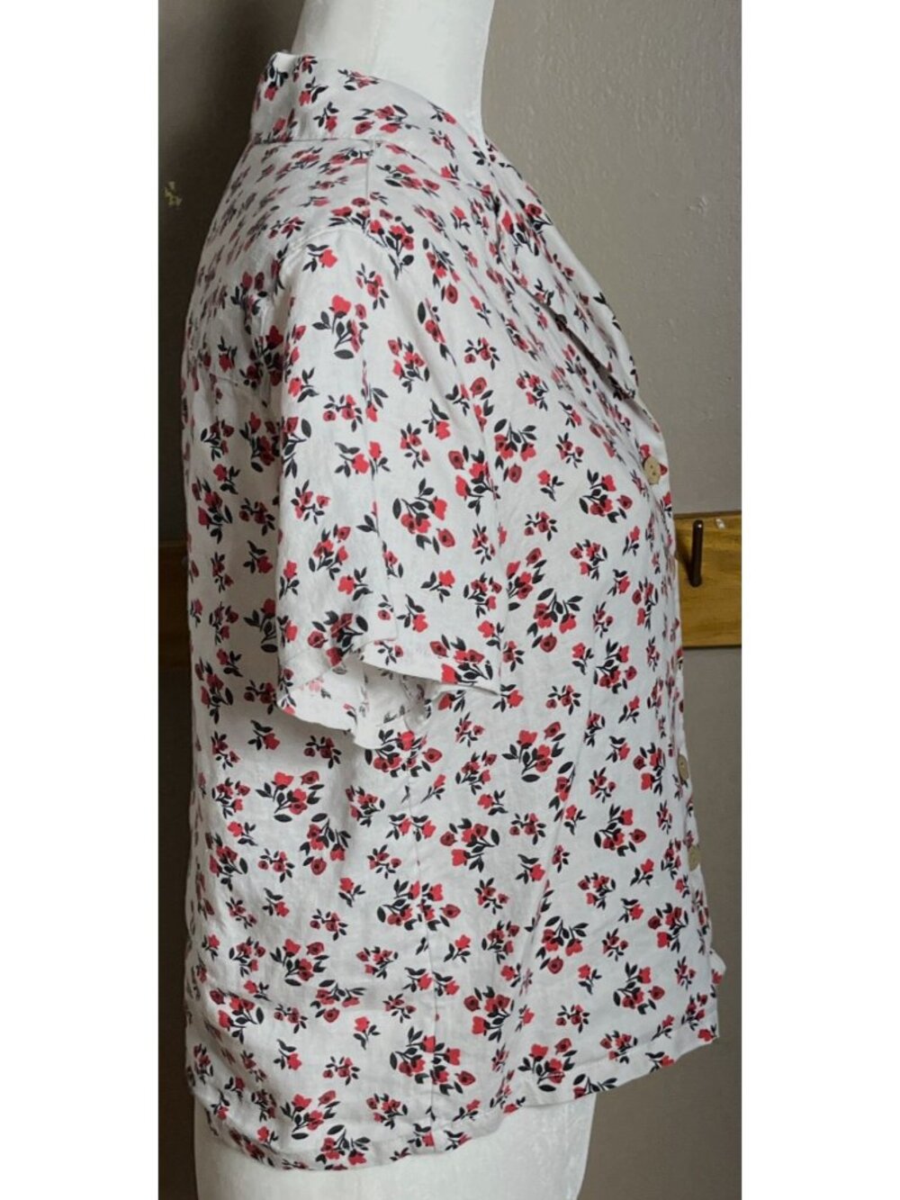 Cynthia Rowley Linen Button Shirt Red Floral Boxy Blouse Top Crop Preppy Wom XS - Picture 6 of 8